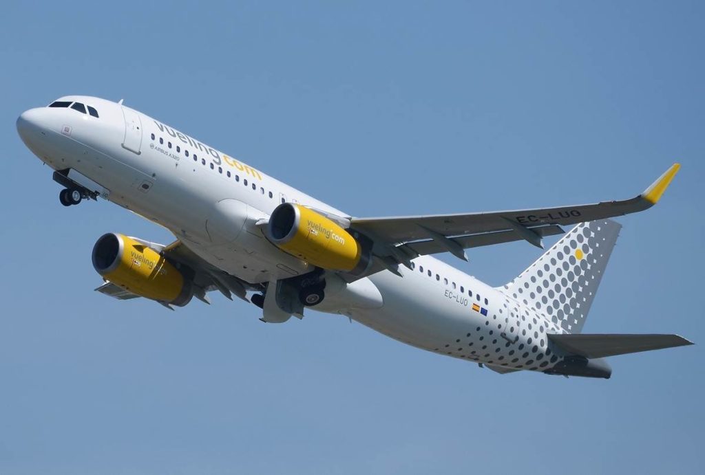 Vueling Airbus (Credit Dura-Ace)