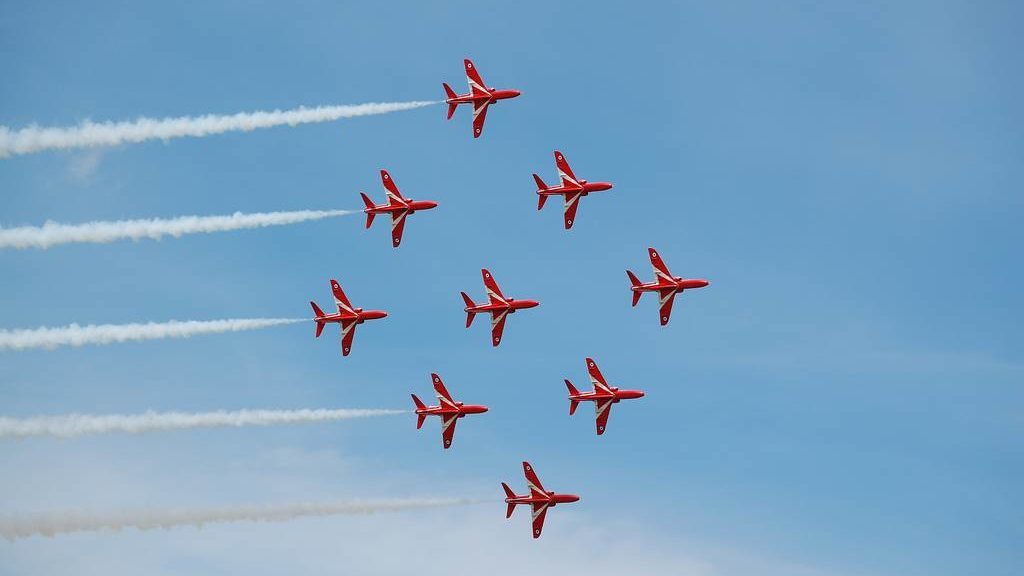 Red Arrows Diamond Nine