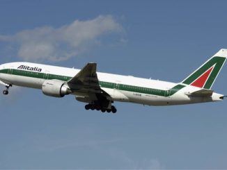 Alitalia Boeing 777-200ER (Image: Aldo Bidini )