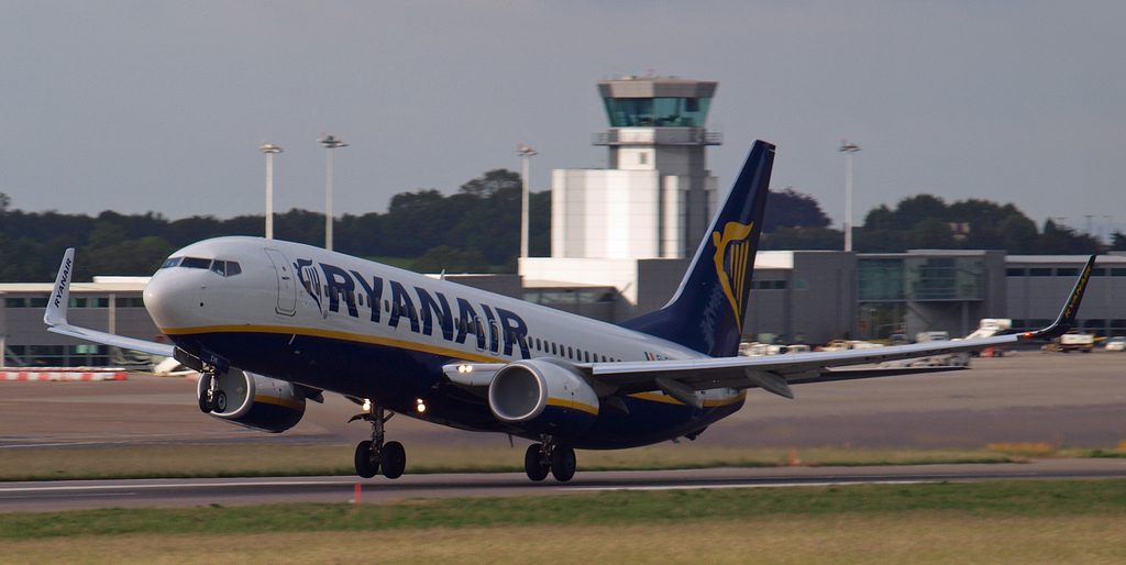 A Ryanair Boeing 737-800 takes-off at Bristol Airport (Image: UK Aviation Media)