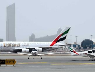 Emirates: Cirrus SR22 meets big brother