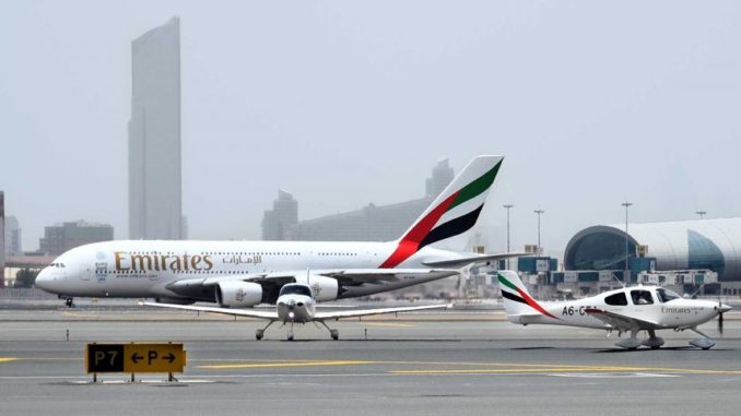 Emirates: Cirrus SR22 meets big brother