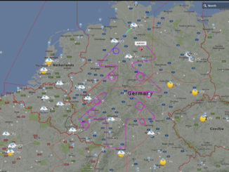 Airbus draws giant Christmas tree over Germany