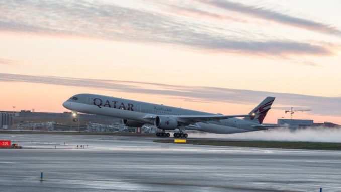 A7-ANA lifts off from Toulouse for Doha