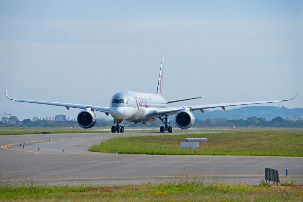 Qatar Airways A350-900