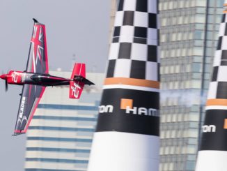 Ben Murphy crossing the finish line in Chiba Japan (Samo Vidic)