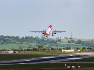 An Easyjet A320neo takes off from Bristol Airport (Image: UK Aviation Media)