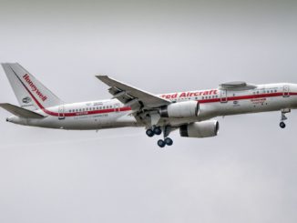 Honeywell Flying Testbed Boeing 757-200 N757HW (Image: Phillip Dawson)