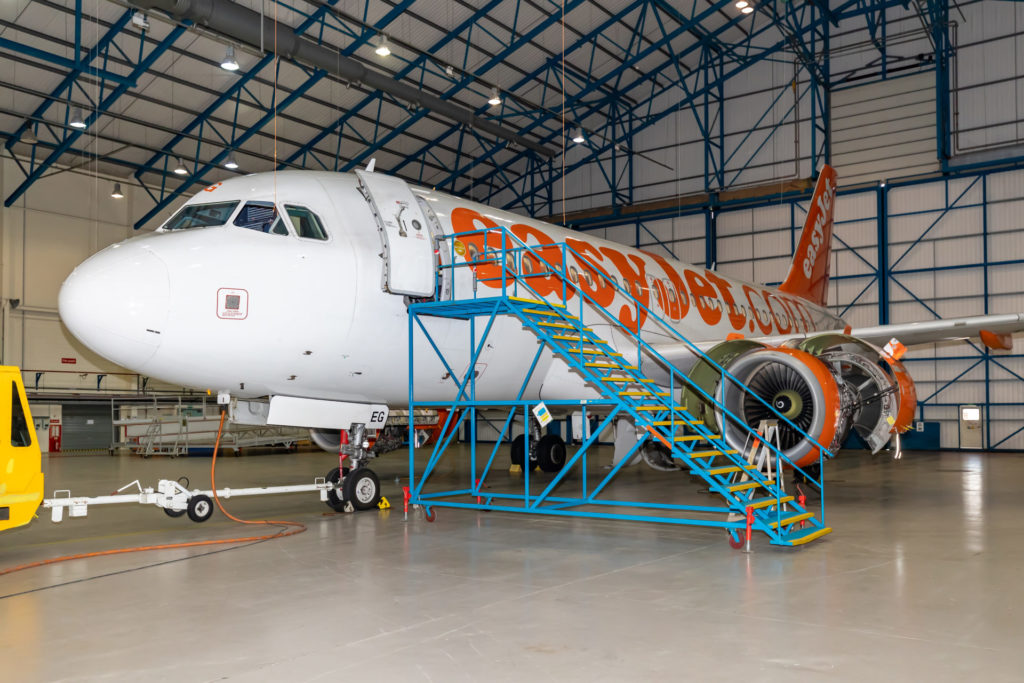 An Easyjet A319 in Caerdav's hangar.