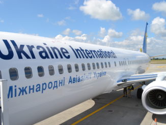 Ukraine International Airlines Boeing 737