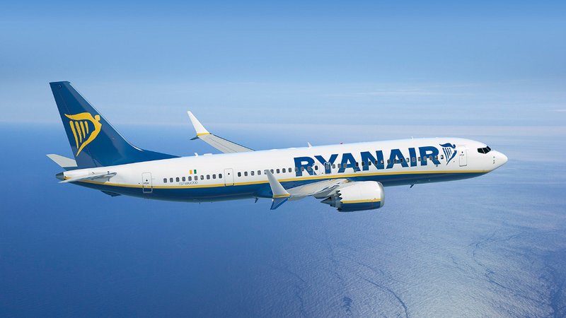 Ryanair Boeing 737 Max 8200