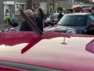 An image shared widely on social media shows turbine blades embedded into a vehicle in Meersen