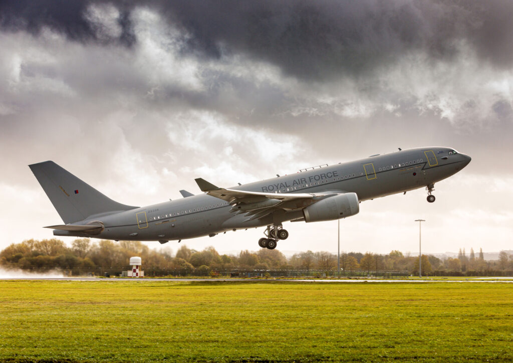 The first 100% SAF powered RAF Voyager takes flight (MOD Crown Copyright)