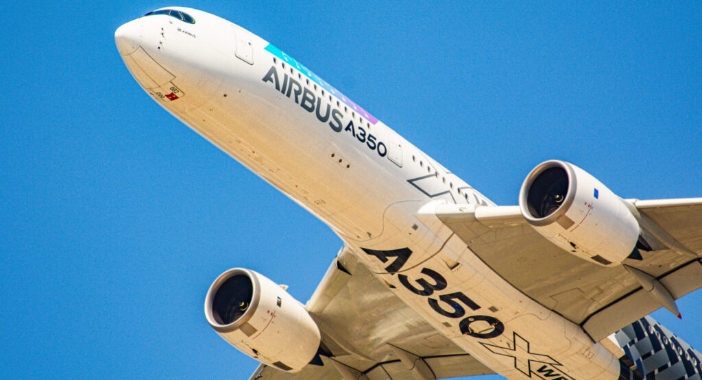 Airbus A350 XWB with Rolls-Royce Engines