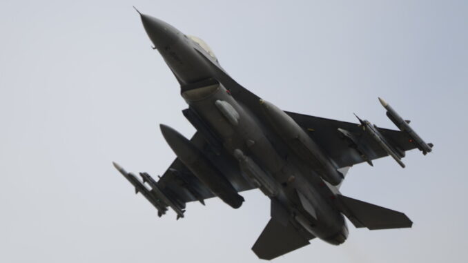 Lockheed Martin F16 Fightling Falcon